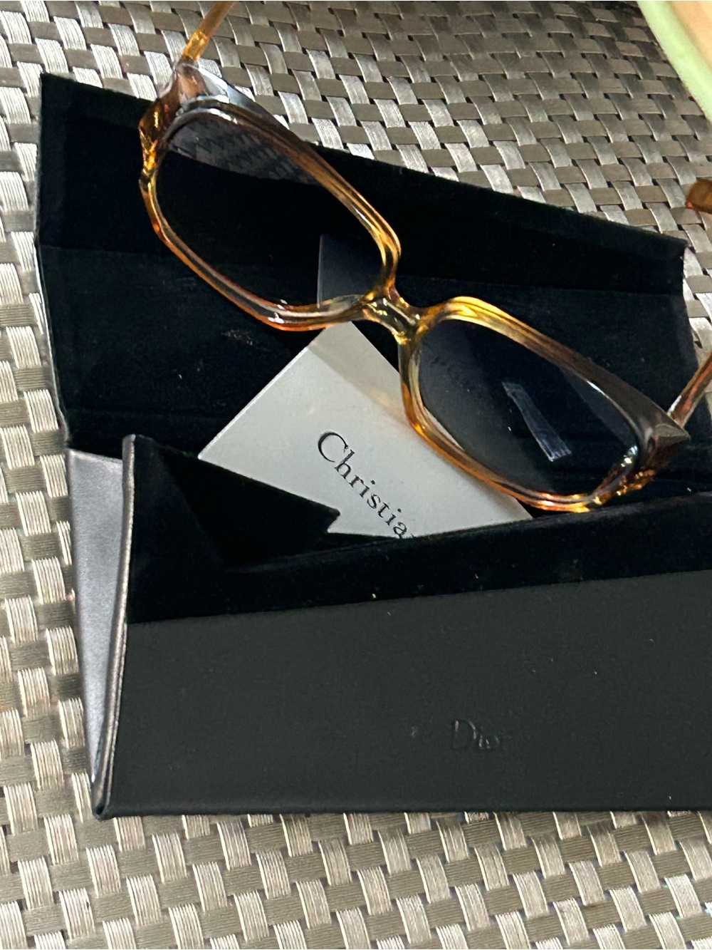 Glasses Cristian Dior Amber Tortoiseshell Sunglass Temple with Gold Detail - Picture 10 of 11